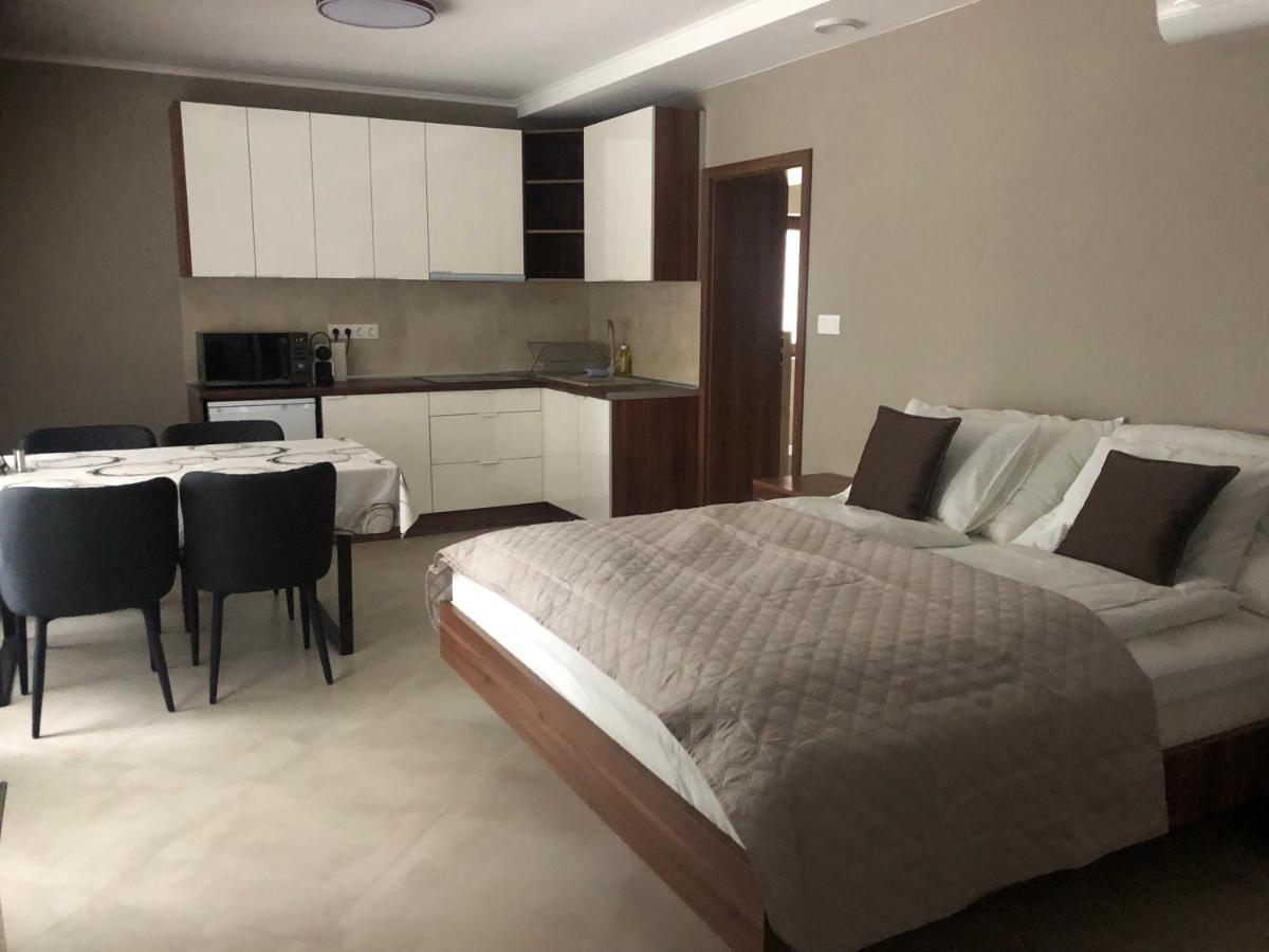 Second Home Apartments Miskolctapolca Экстерьер фото